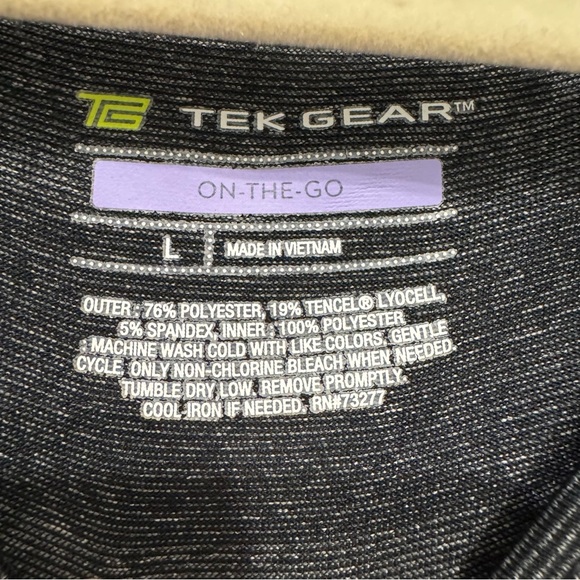 Women’s, Tek Gear On-The-Go Layered Long Sleeve Top Sz L - Picture 5 of 5